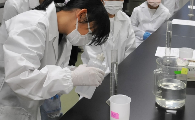 子ども向け体験講座の様子