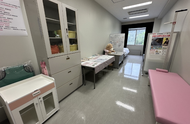養護教育実習室(模擬保健室)