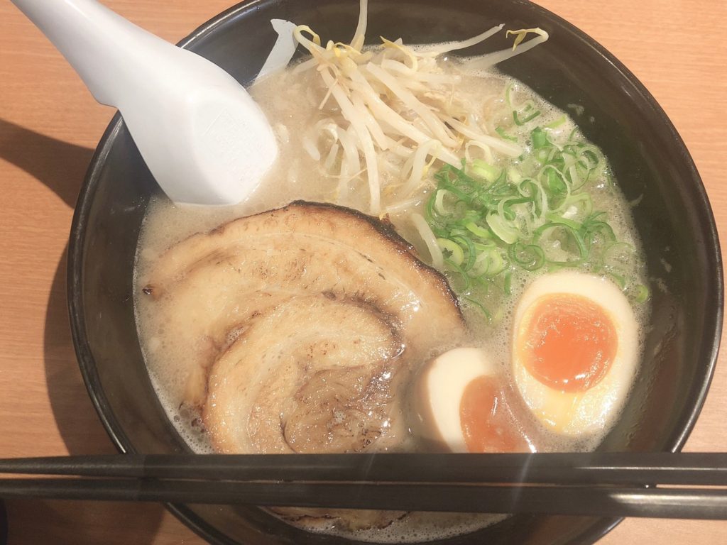 帰りに自腹で食べたラーメン