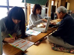 （左から佐藤さん、吉屋くん、島田さん、御園生さん）