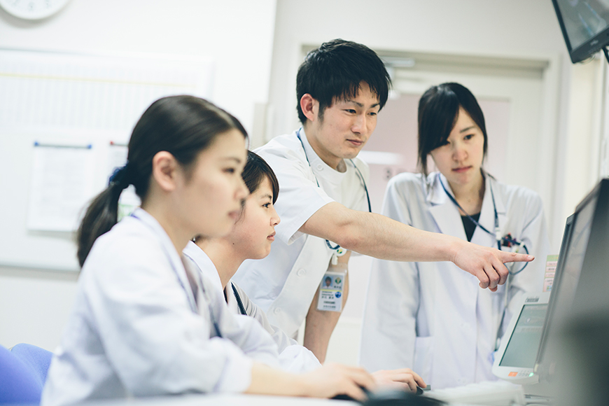 すべての患者さんに、安心を。現状維持では、仕事になりません。